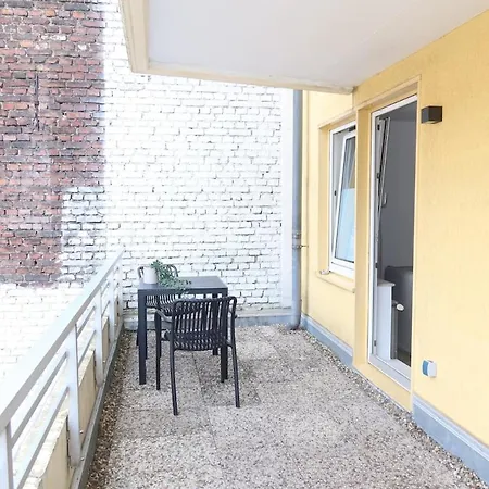 New Cozy Loft In City,parking,lift Apartment *