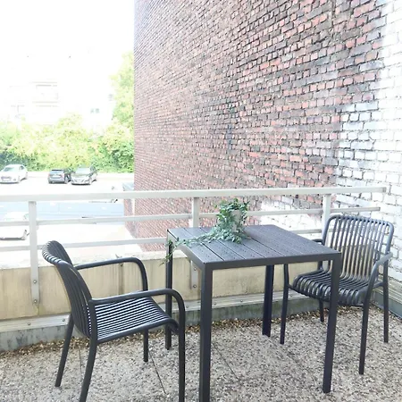 New Cozy Loft In City,parking,lift Apartment